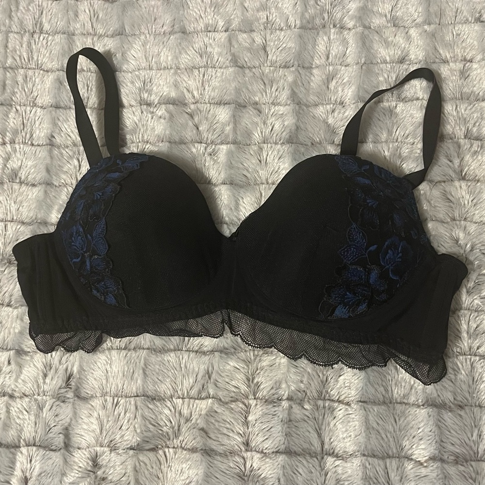 Intimissimi Black and Blue Lace Bra Full Coverage